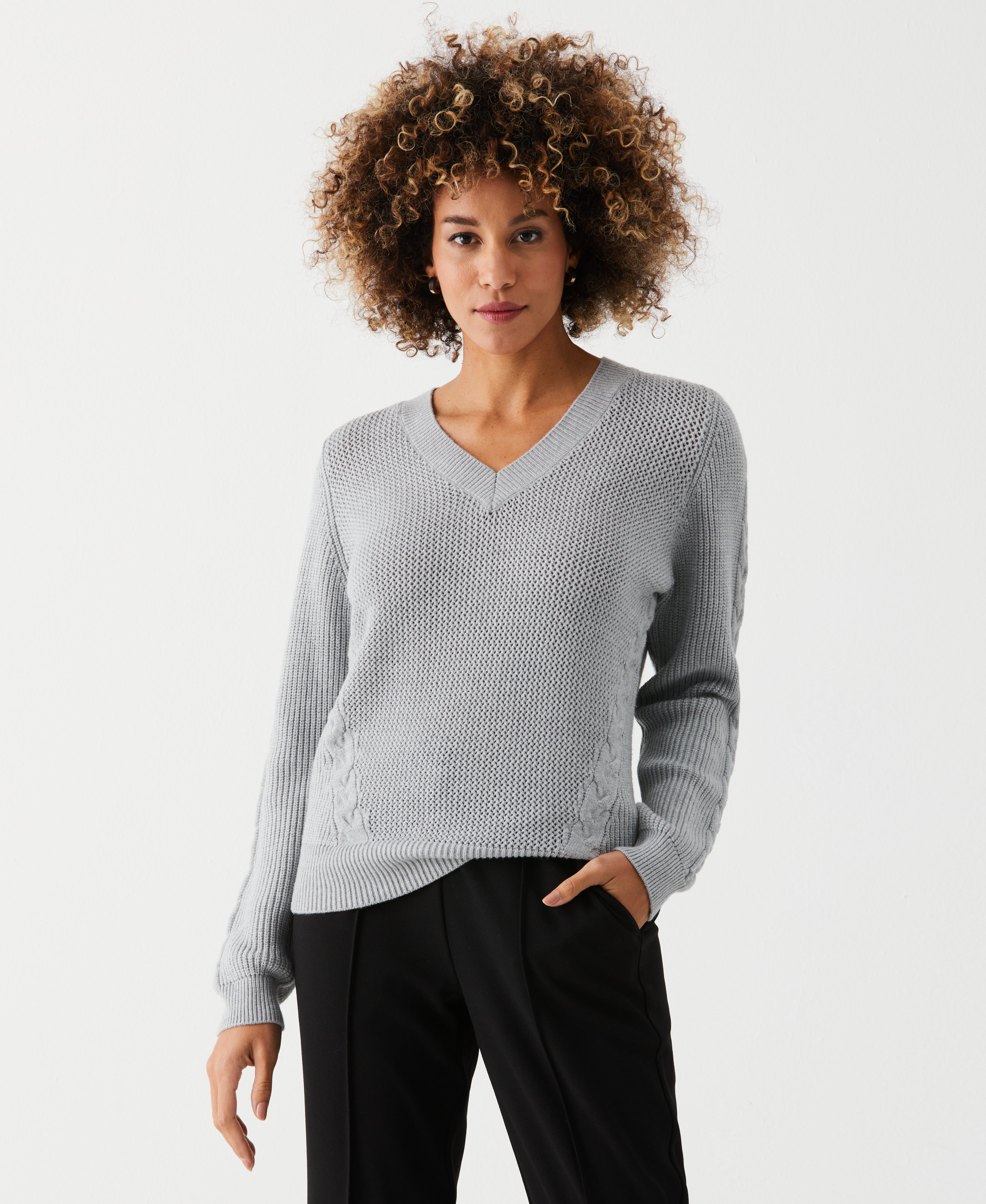 【2plan】Rich cable V-neck knitwear Women's Cable Knit V-Neck Sweater | Rafaella