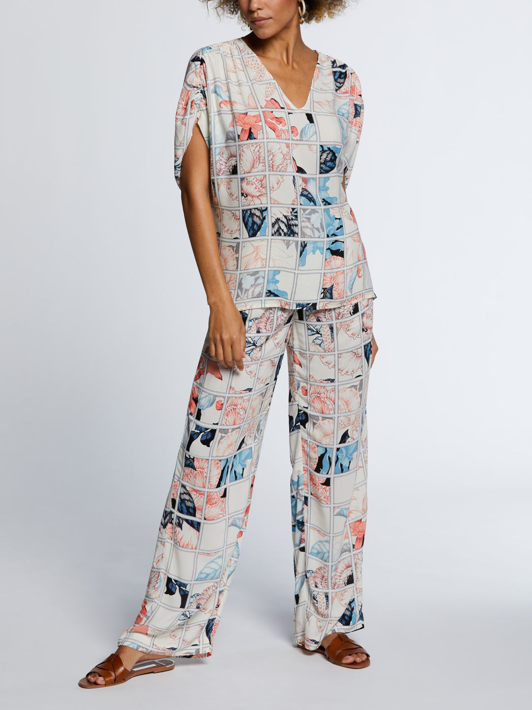 Eco Fabric Ruched Tie Sleeve V-Neck Top (Egret) 