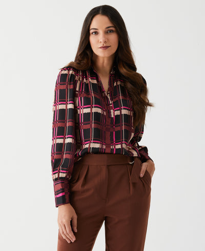 Petite Plaid Shirred Split Neck Blouse (Black)