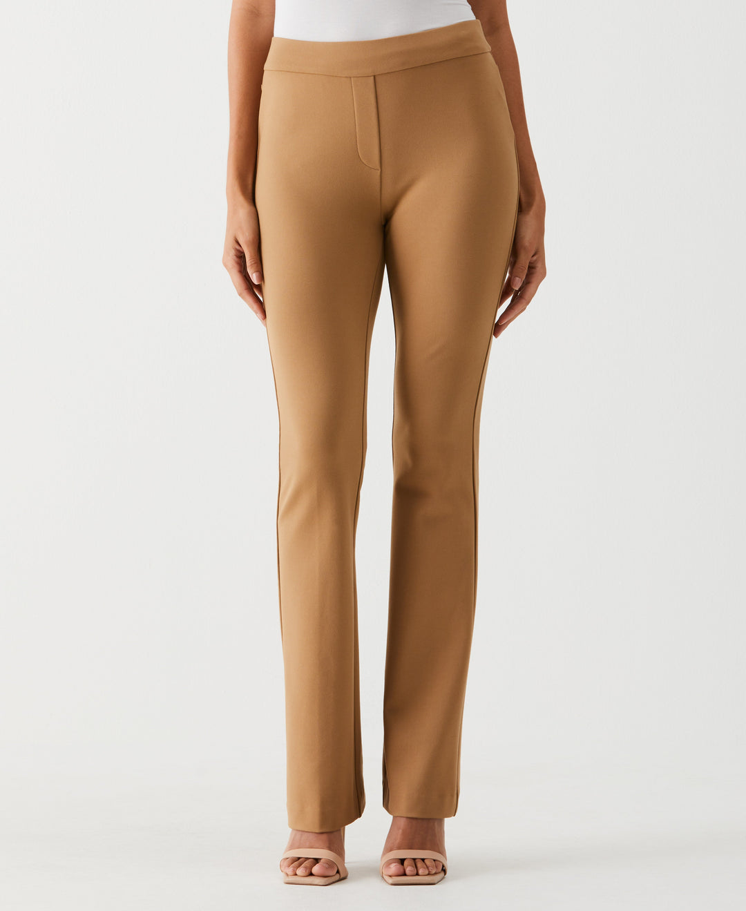 Petite Boot Cut Pull-On Pant (Tigers Eye) 