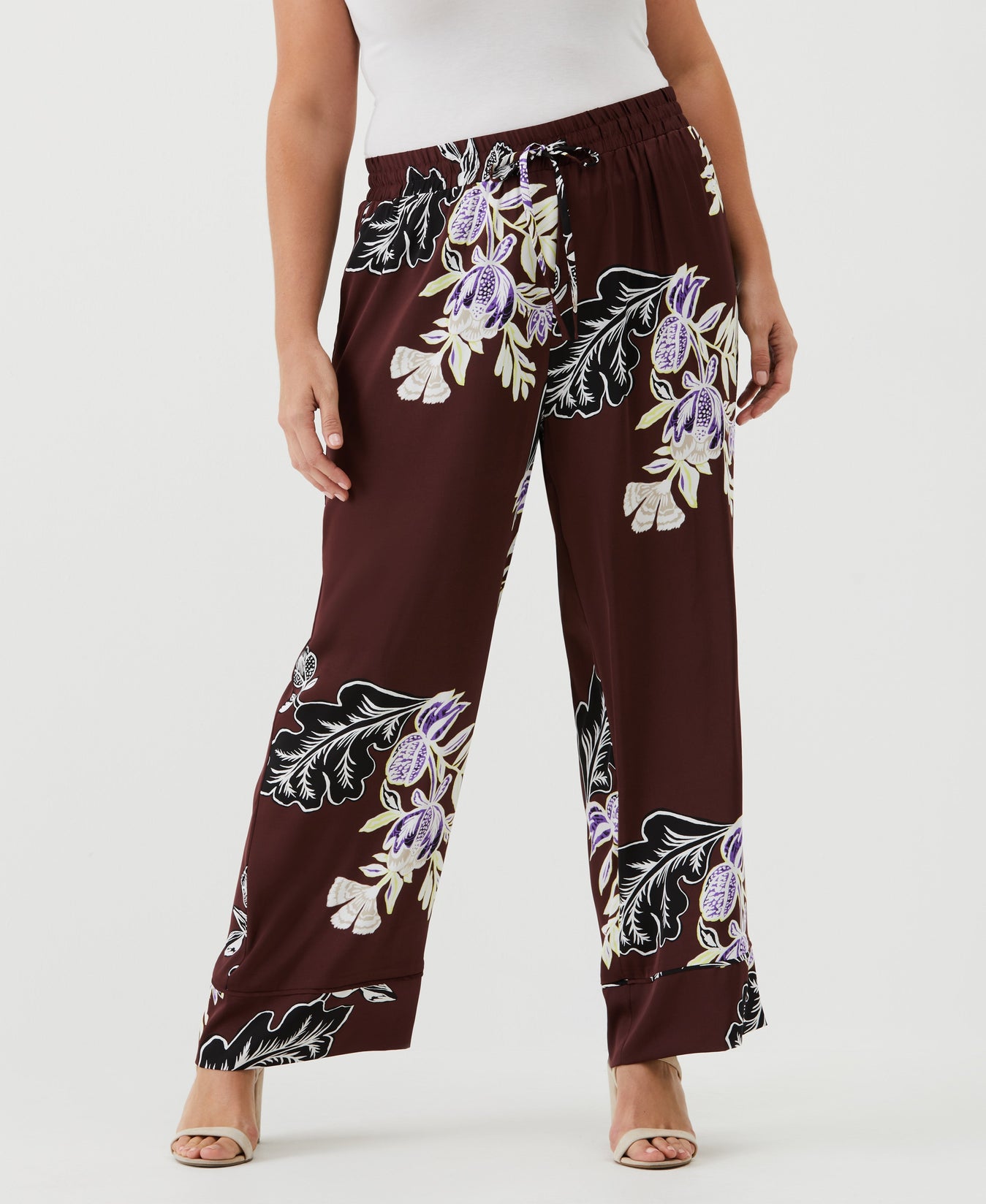 Women's Drawstring Pant with Piping | Rafaella