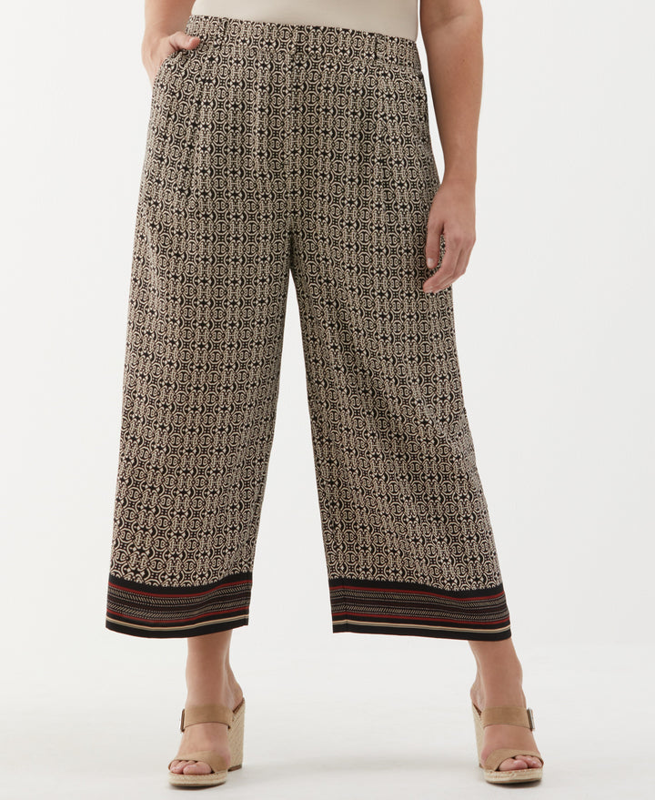 Plus Size Medallion Print Wide Leg Crop Pant (Black) 