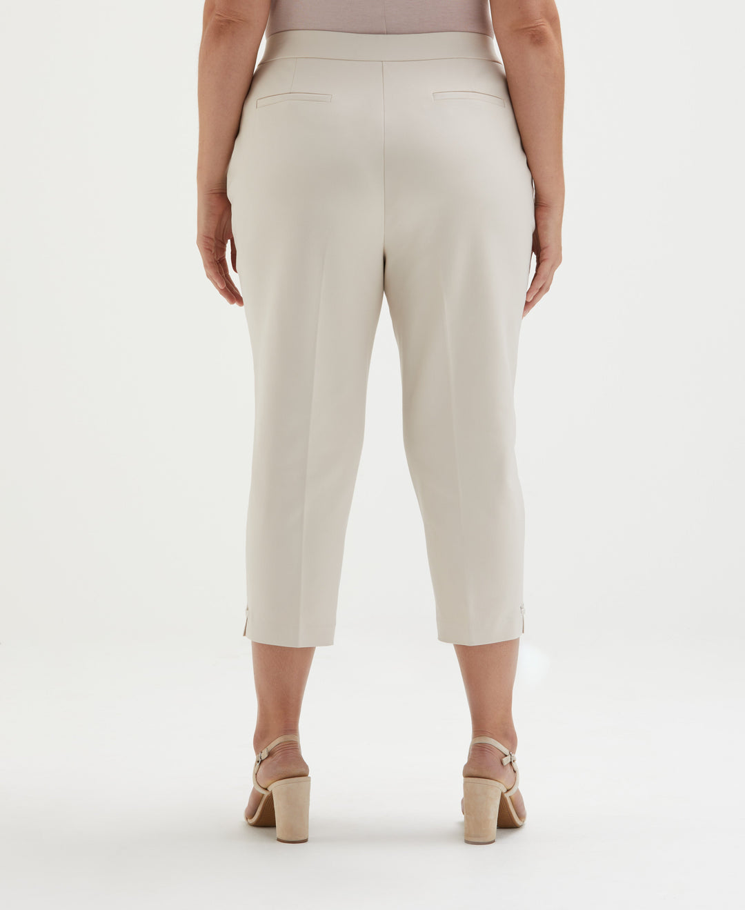 Satin Twill Capri With Grommets (Moonbeam) 