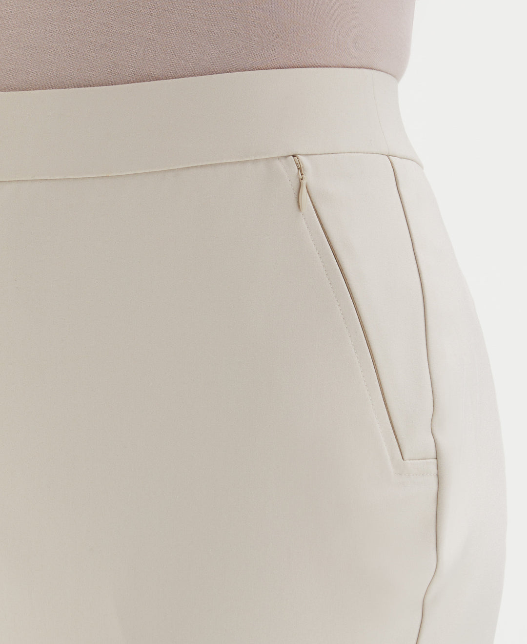 Satin Twill Capri With Grommets (Moonbeam) 