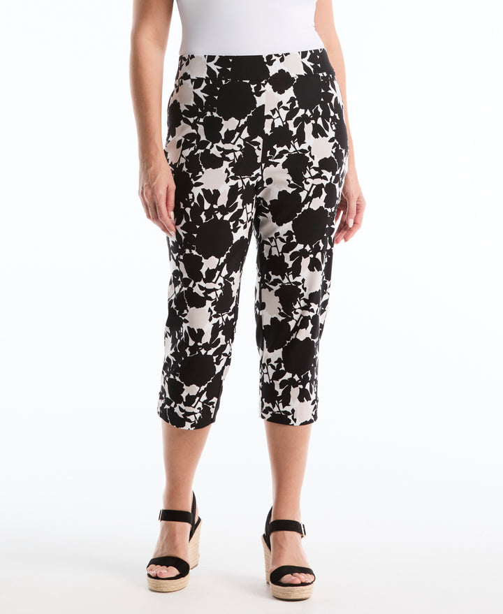 Plus Size Floral Print Capri with Riveted Vent (Moonbeam) 