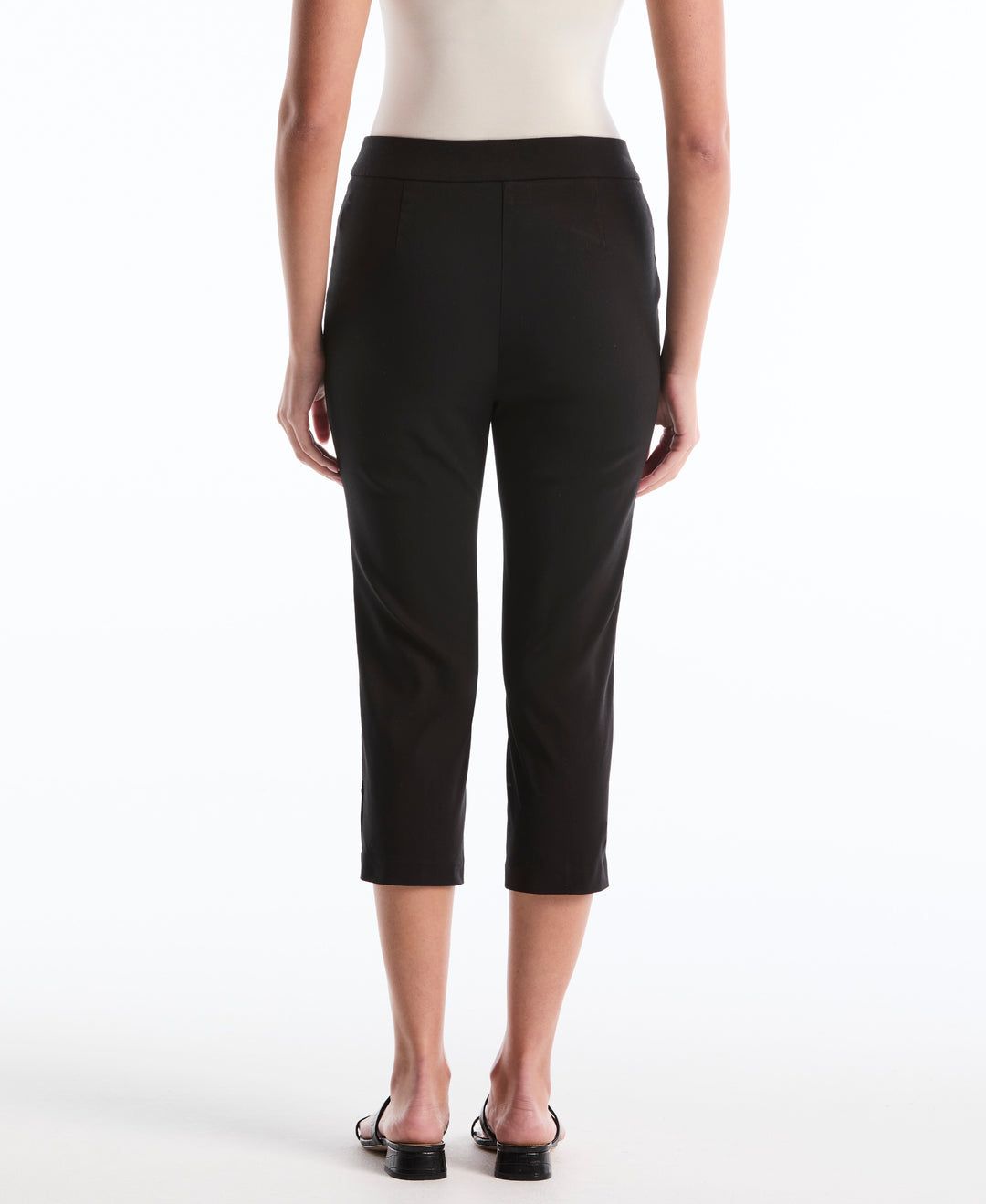 Petite Button Detail Capri (Black) 