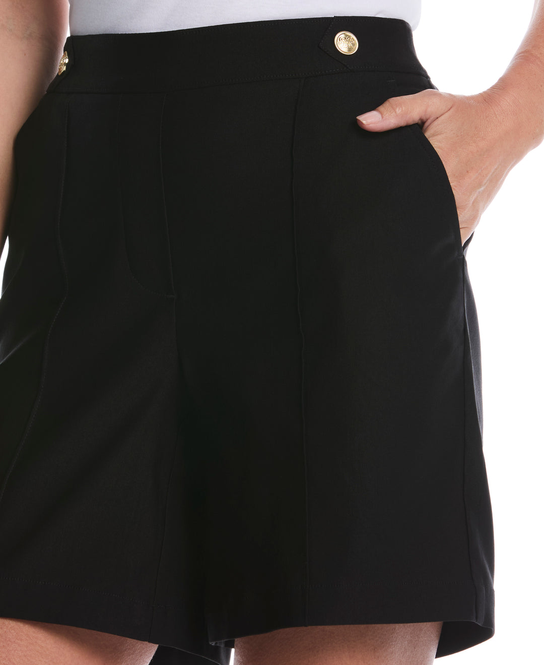 Tab Waist Pintuck Short (Black) 