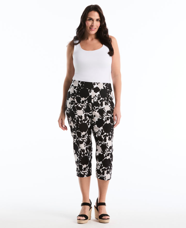 Plus Size Floral Print Capri with Riveted Vent (Moonbeam) 