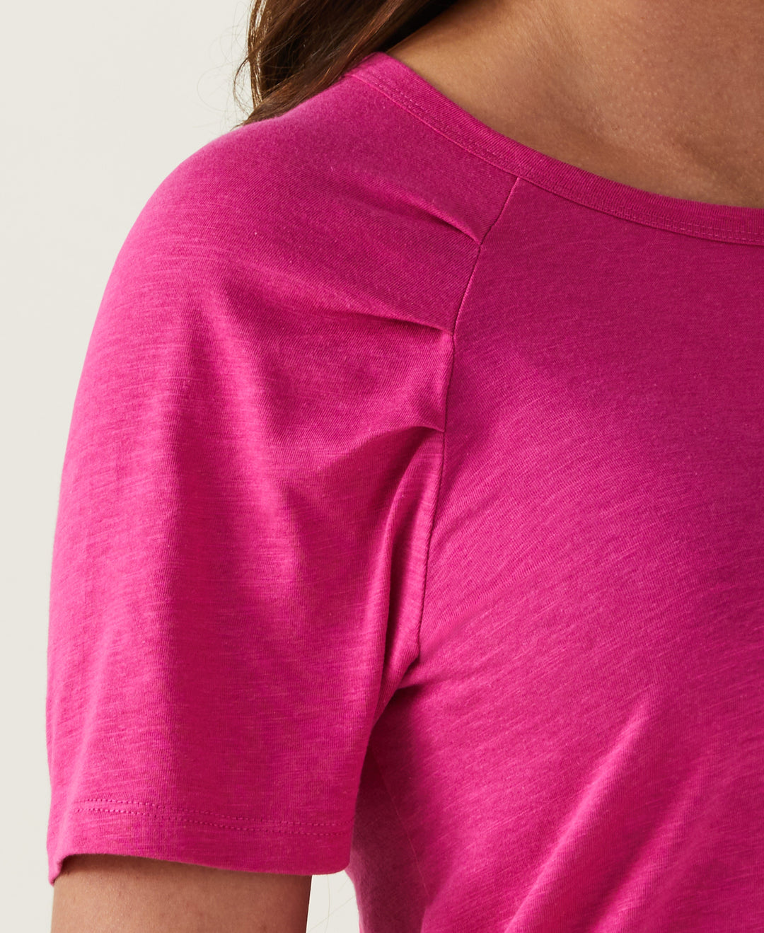Pleated Raglan Sleeve Tee (Cosmo Pink) 